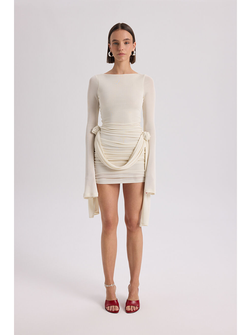 Avenya Gül Detay Ekru Mini Elbise-2