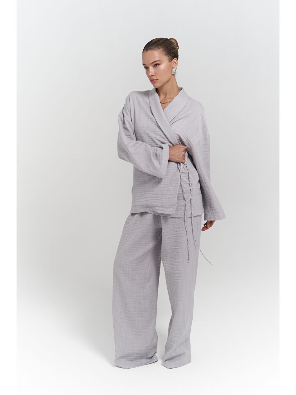 Bohemai Anya Gri Kimono Pantolon Takım - 3