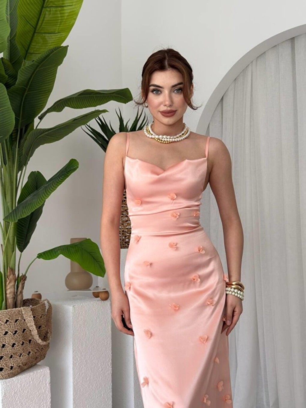 Pembe Dora Çiçek Detaylı Elbise-4