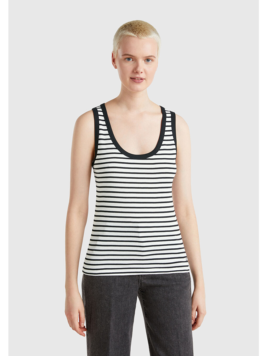 Kadın Beyaz %100 Pamuk Çizgili Logo İşleme Detaylı Regular Fit Atlet