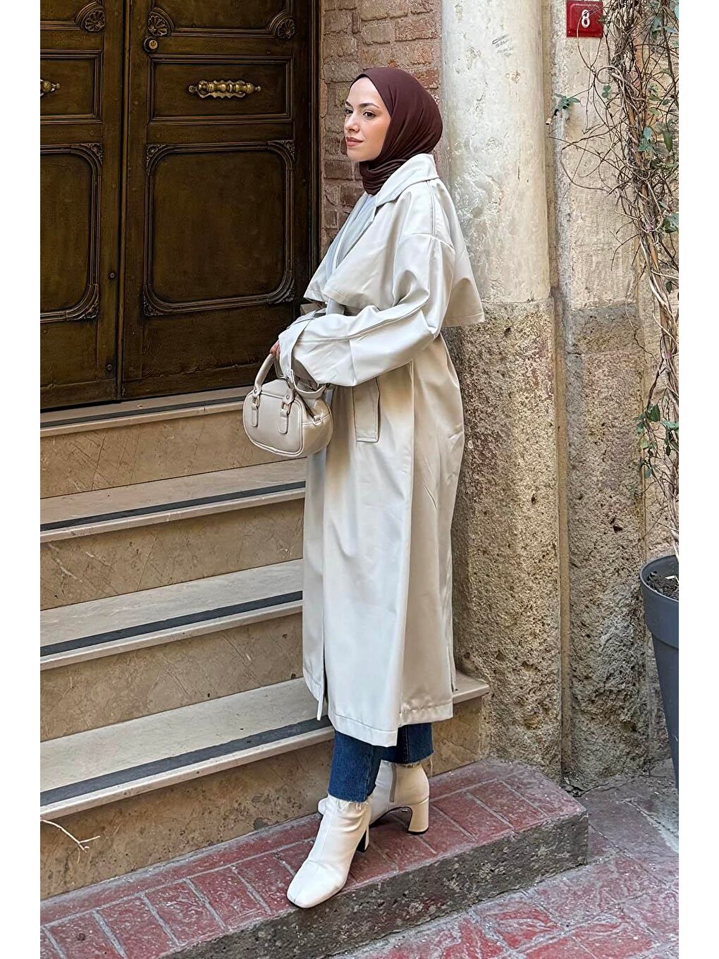 Bej Kruvaze Oversize Trenç Taş-1