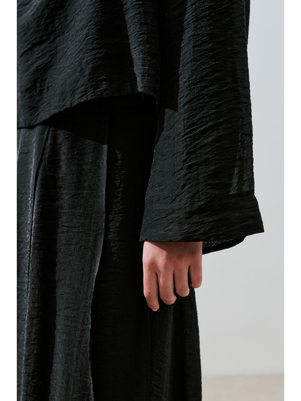 Geniş Kol Dökümlü Bluz Siyah-7