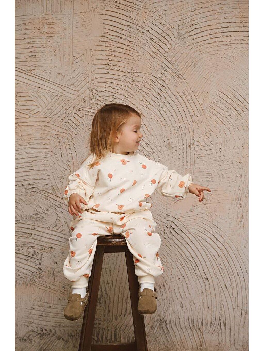 Turuncu Elma Baskılı Eşofman Takımı-1