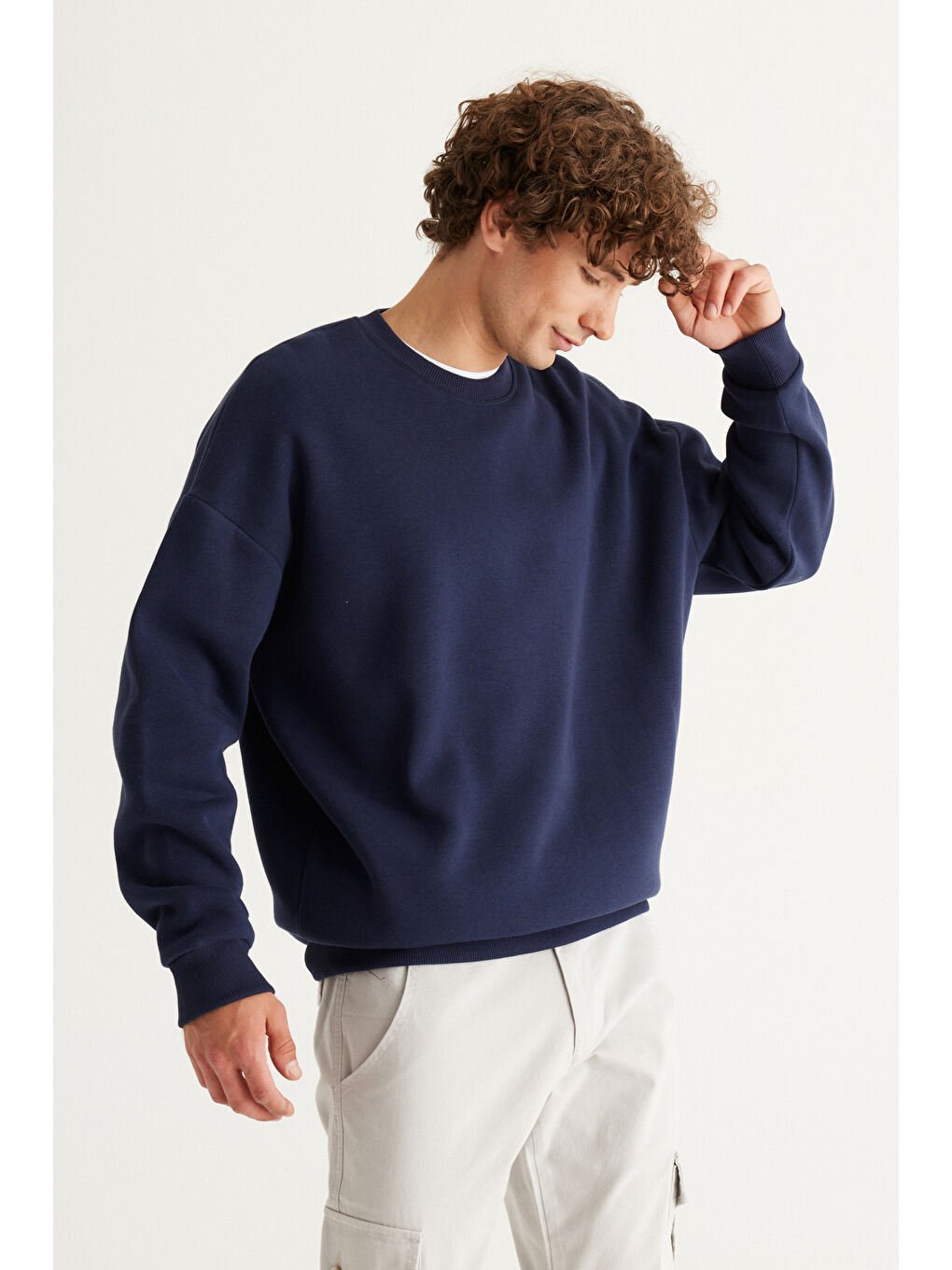 Erkek Lacivert Oversize Fit Bol Kesim Pamuklu İçi Polarlı Bisiklet Yaka Sweatshirt-3