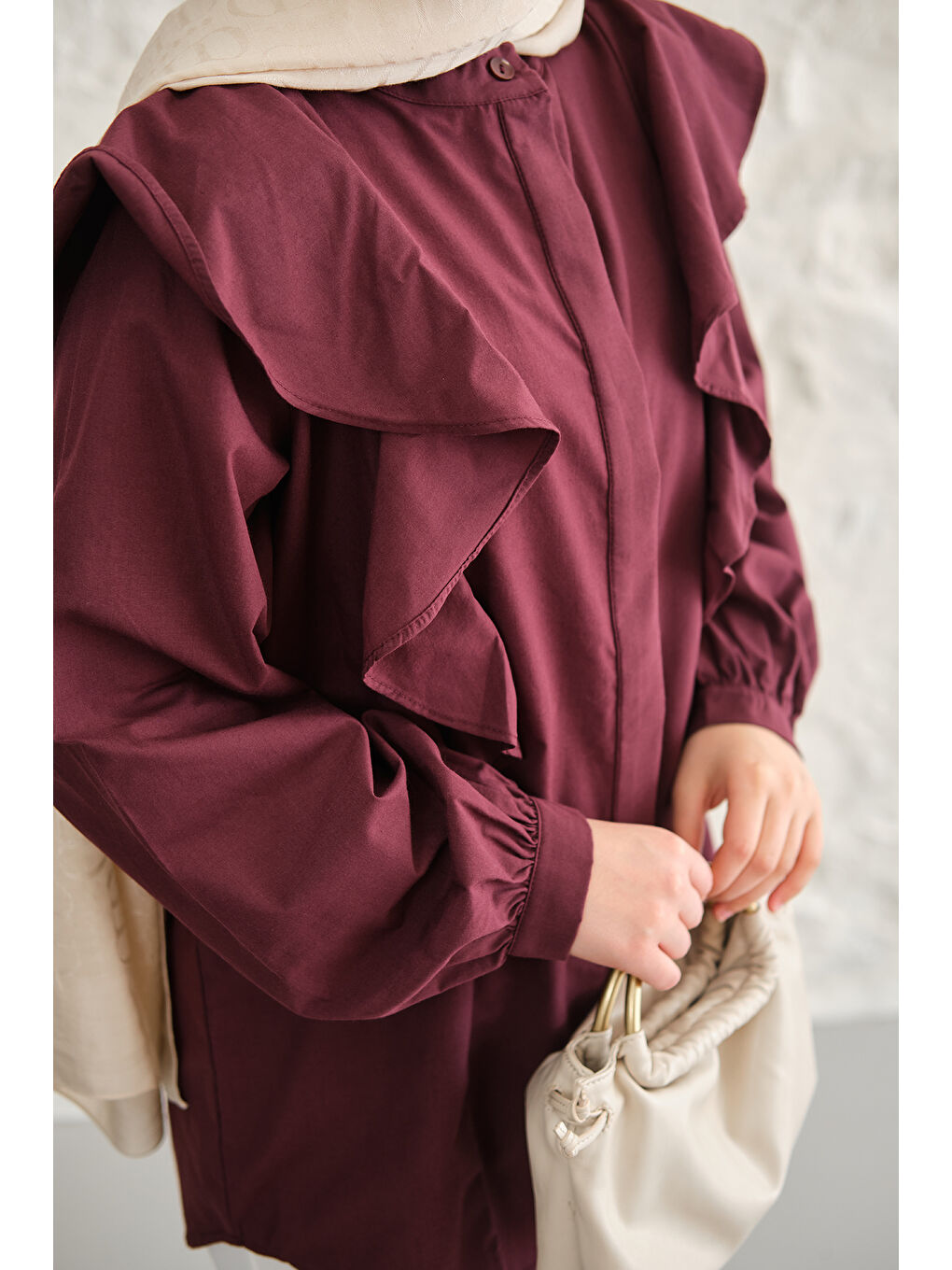 Kadın Gizli Düğme Detay Omuzdan Volanlı Gömlek Bordo-3