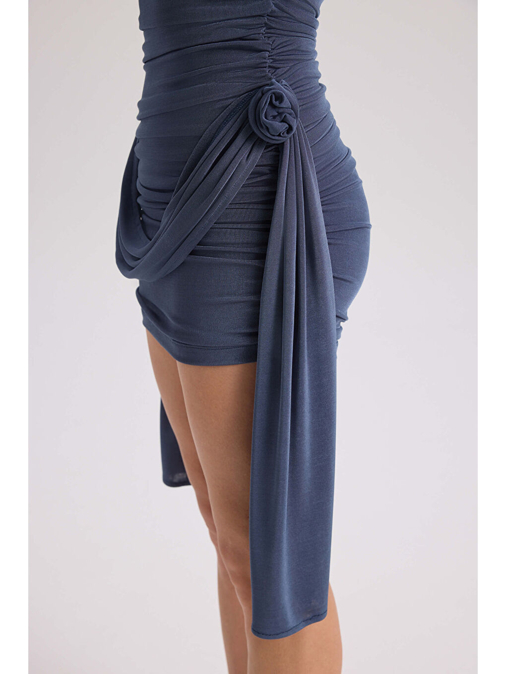 Avenya Gül Detay İndigo Mini Elbise-7