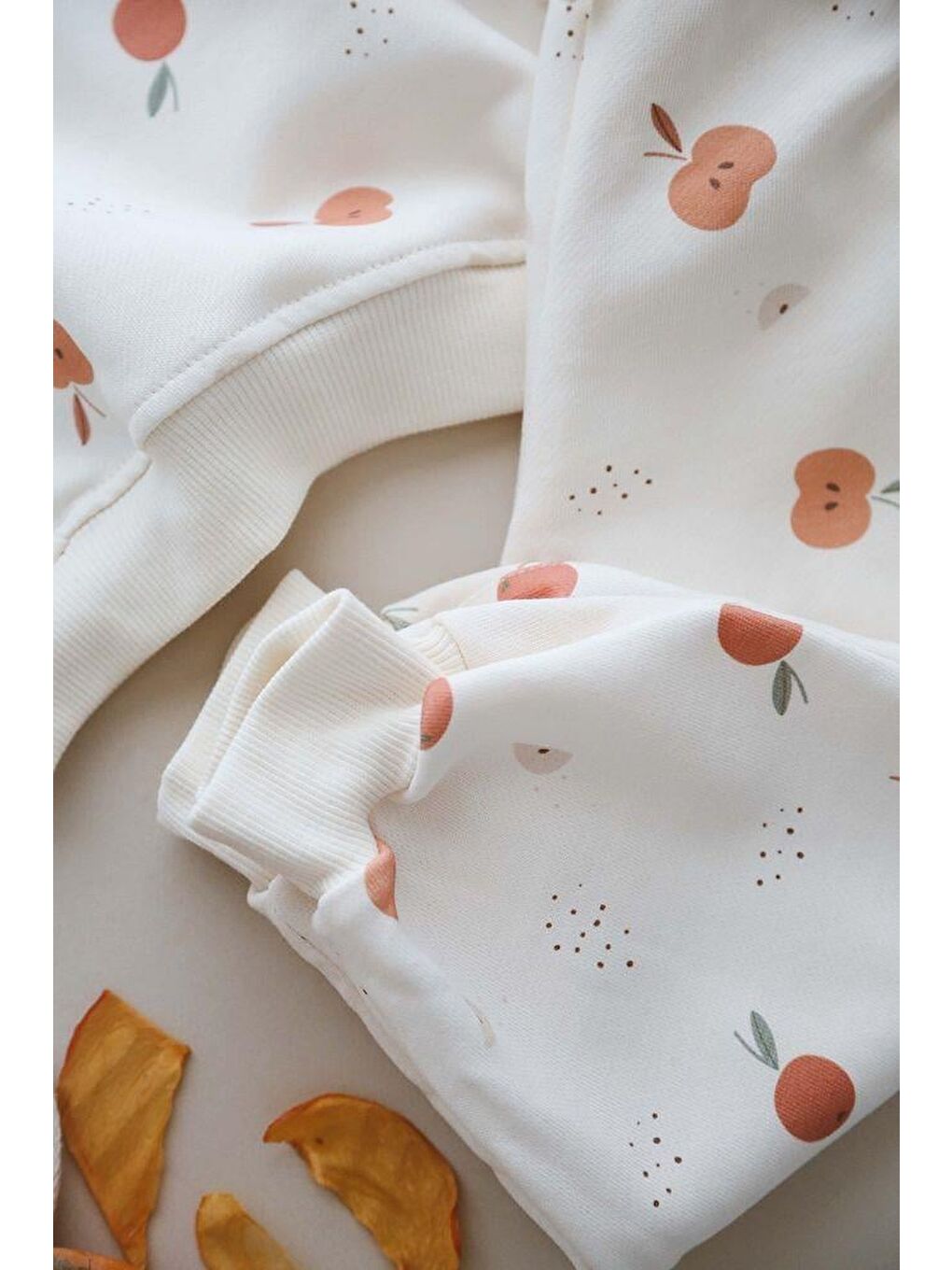 Turuncu Elma Baskılı Eşofman Takımı-7