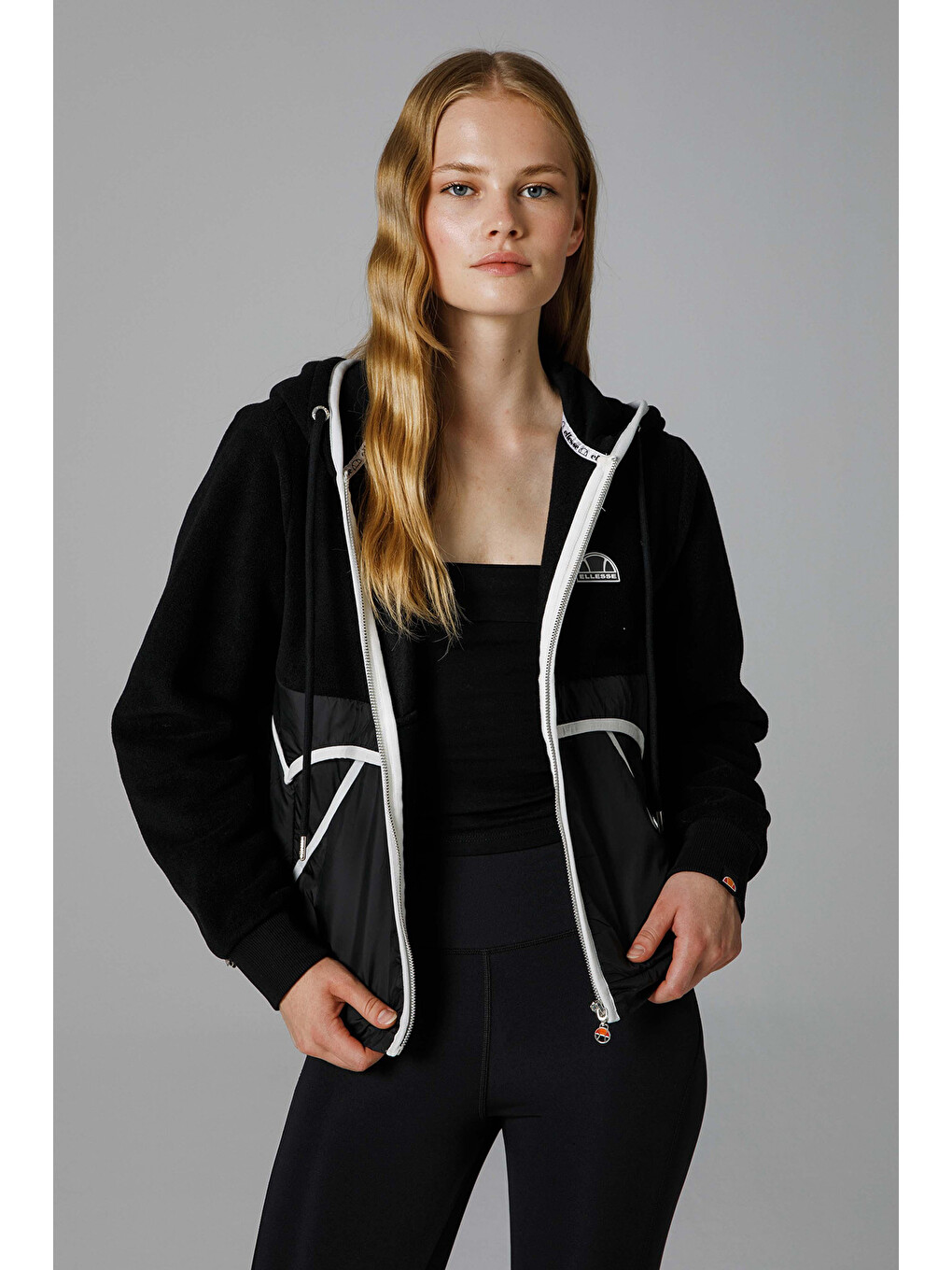 Siyah Regular Fit Kapüşonlu Yumuşak Dokulu Logolu Kadın Ceket EF188-BK-2
