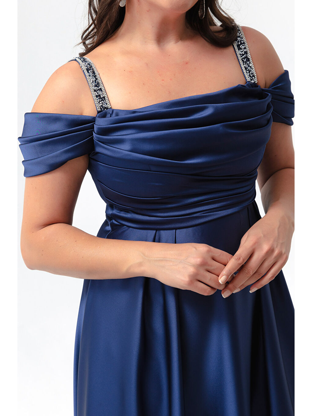 Kadın Lacivert Taş Askılı Drapeli Büyük Beden Uzun Abiye Elbise-3