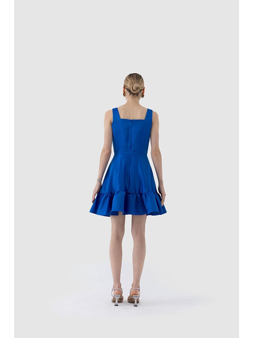 Lacivert Kare Yaka Kolsuz DizÜstü Etek Fırfırlı Mat Saten Kadın Elbise-1