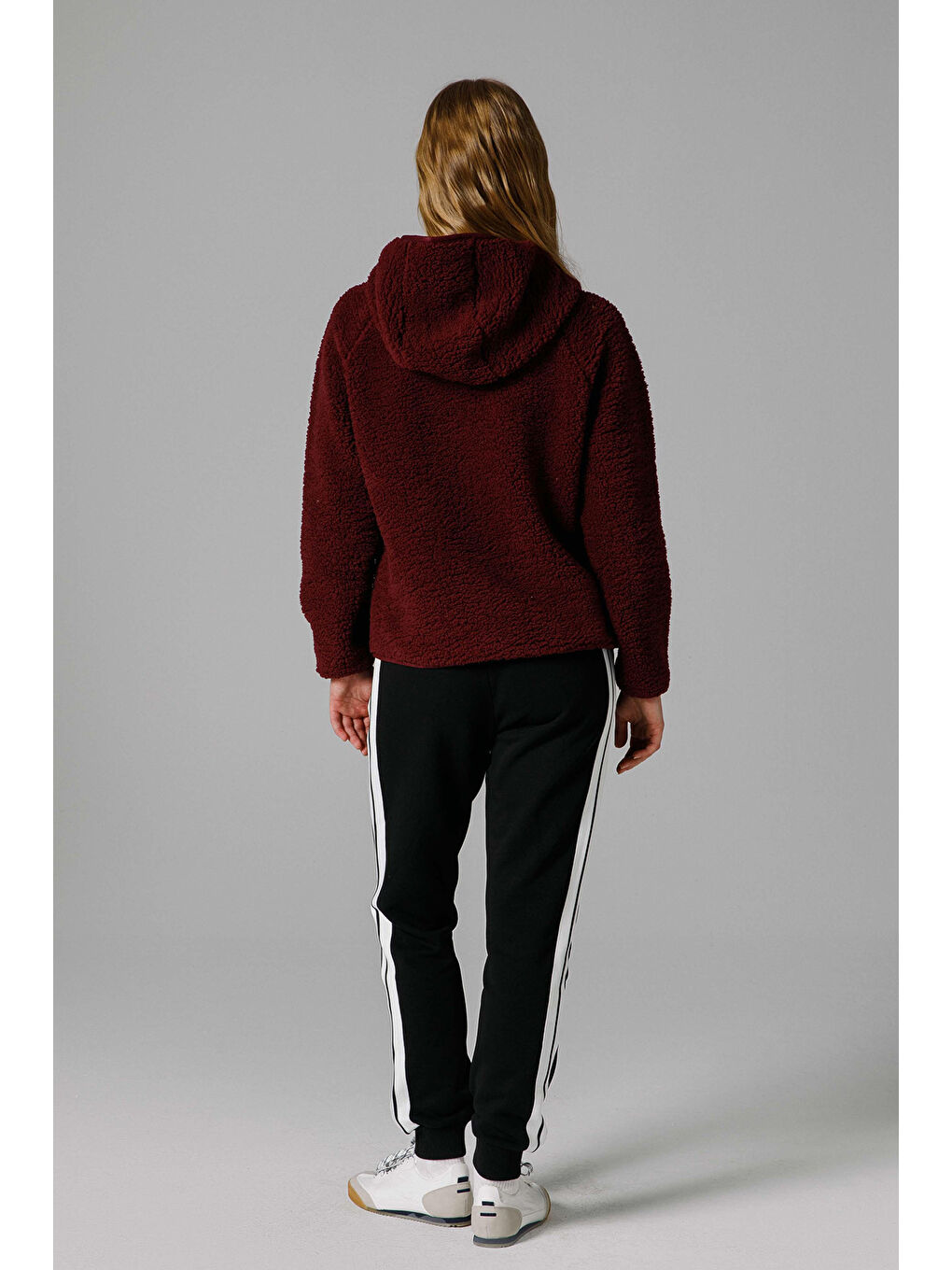 Bordo Regular Fit Kapüşonlu Yumuşak Dokulu Kadın Ceket EF169-BRD-5