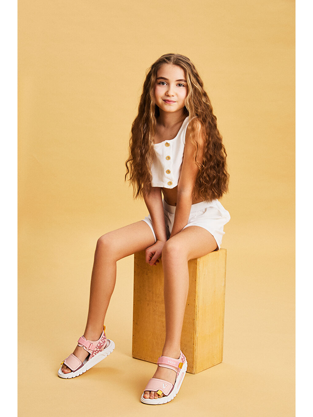 Pembe Dekan Hafif Kız Okul Öncesi Pudra Sandalet