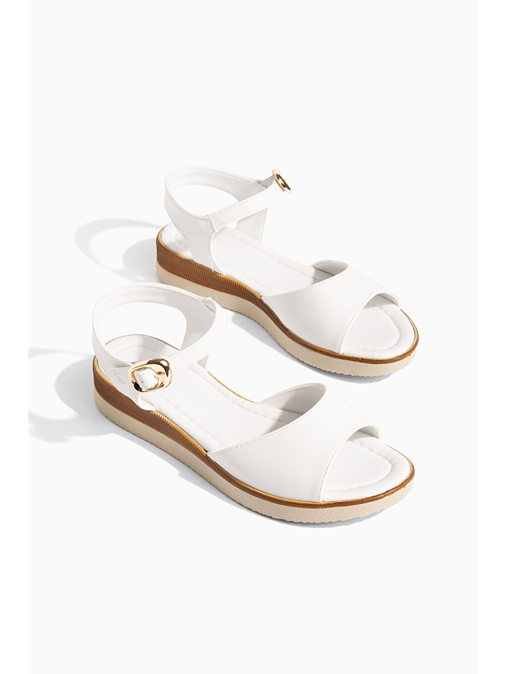 Beyaz D0765 Günlük Ortopedik Tek Bantlı Kadın Sandalet