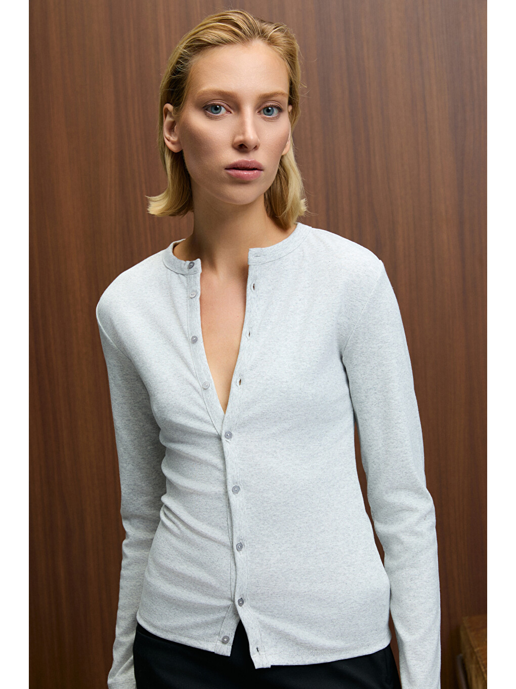 Gri TALUVIA Kadın Esnek Kumaşlı Vücuda Oturan Slim Fit Düğmeli GRİ MELANJ Bluz-3