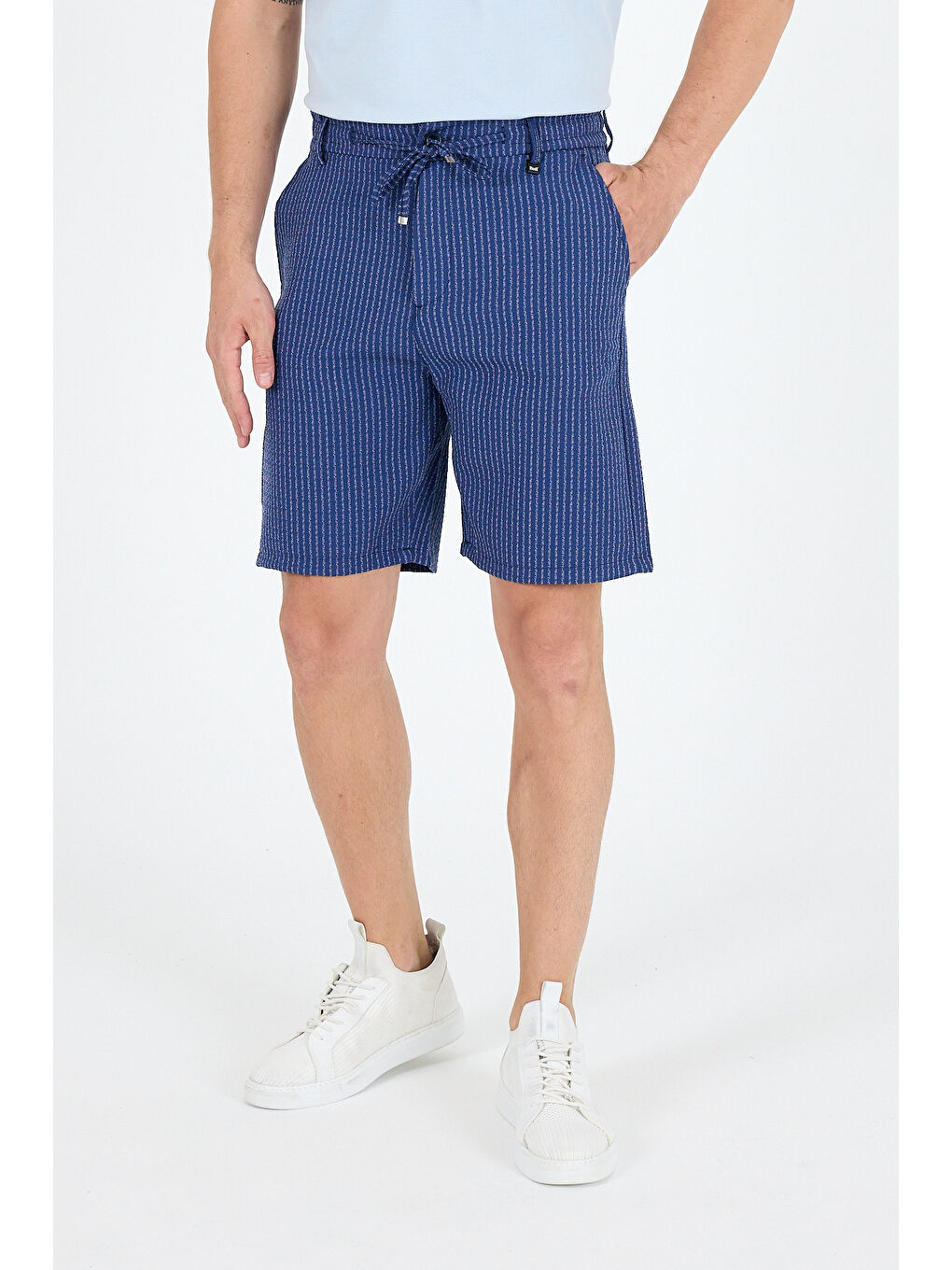 Mavi Erkek Çizgili Cepli Yazlık Şort - Rahat Kalıp Spor ve Günlük Kullanıma Uygun Şort 2314-1