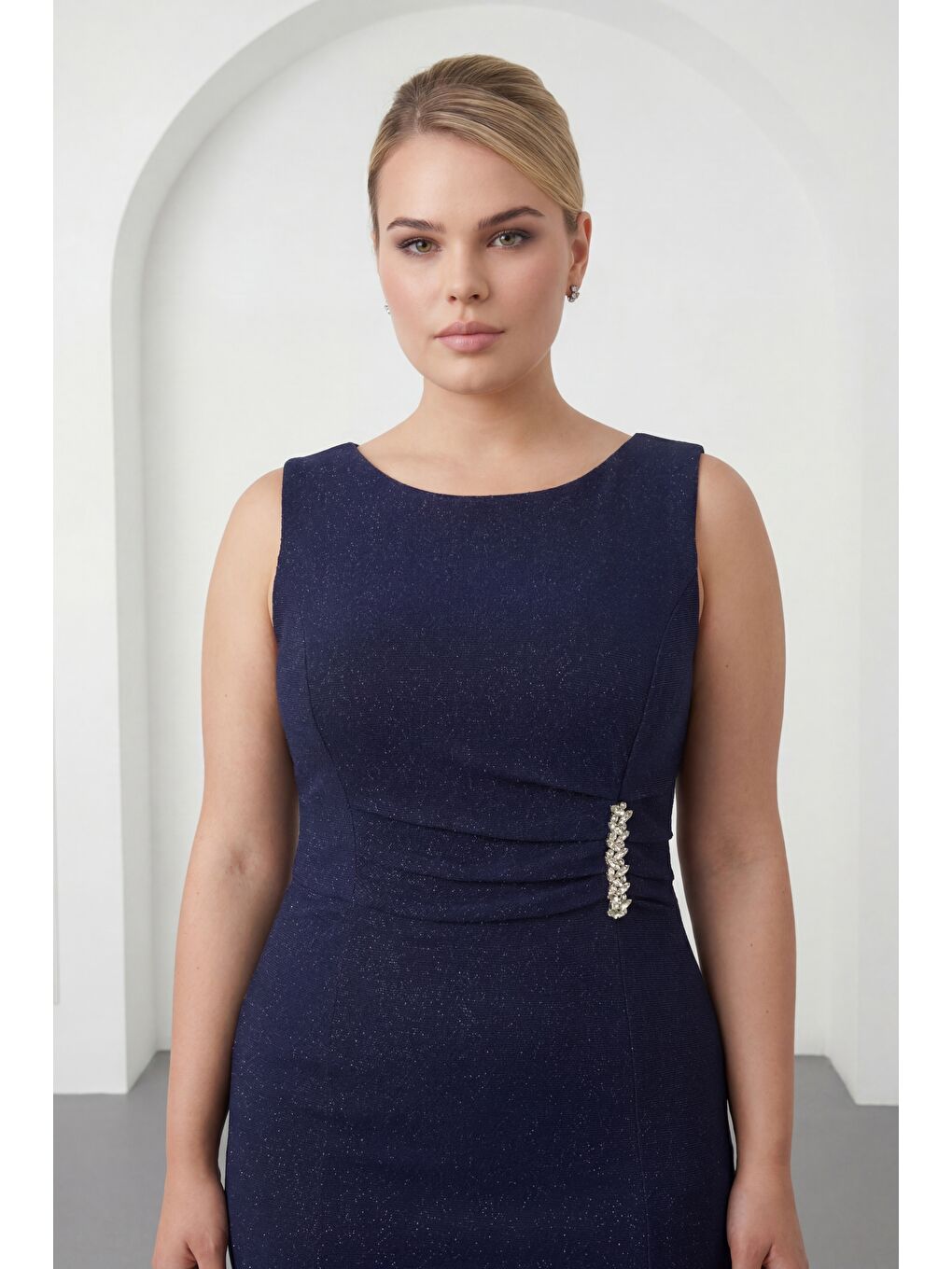 Kadın Lacivert Bisiklet Yaka Taşlı Büyük Beden Abiye Elbise-2