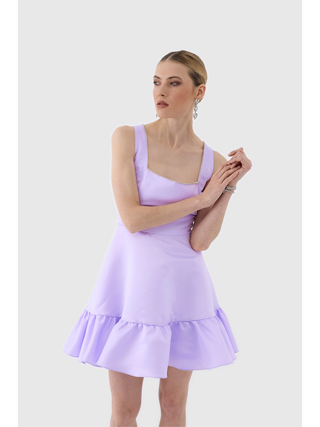 Mor Kare Yaka Kolsuz DizÜstü Etek Fırfırlı Mat Saten Kadın Elbise-5