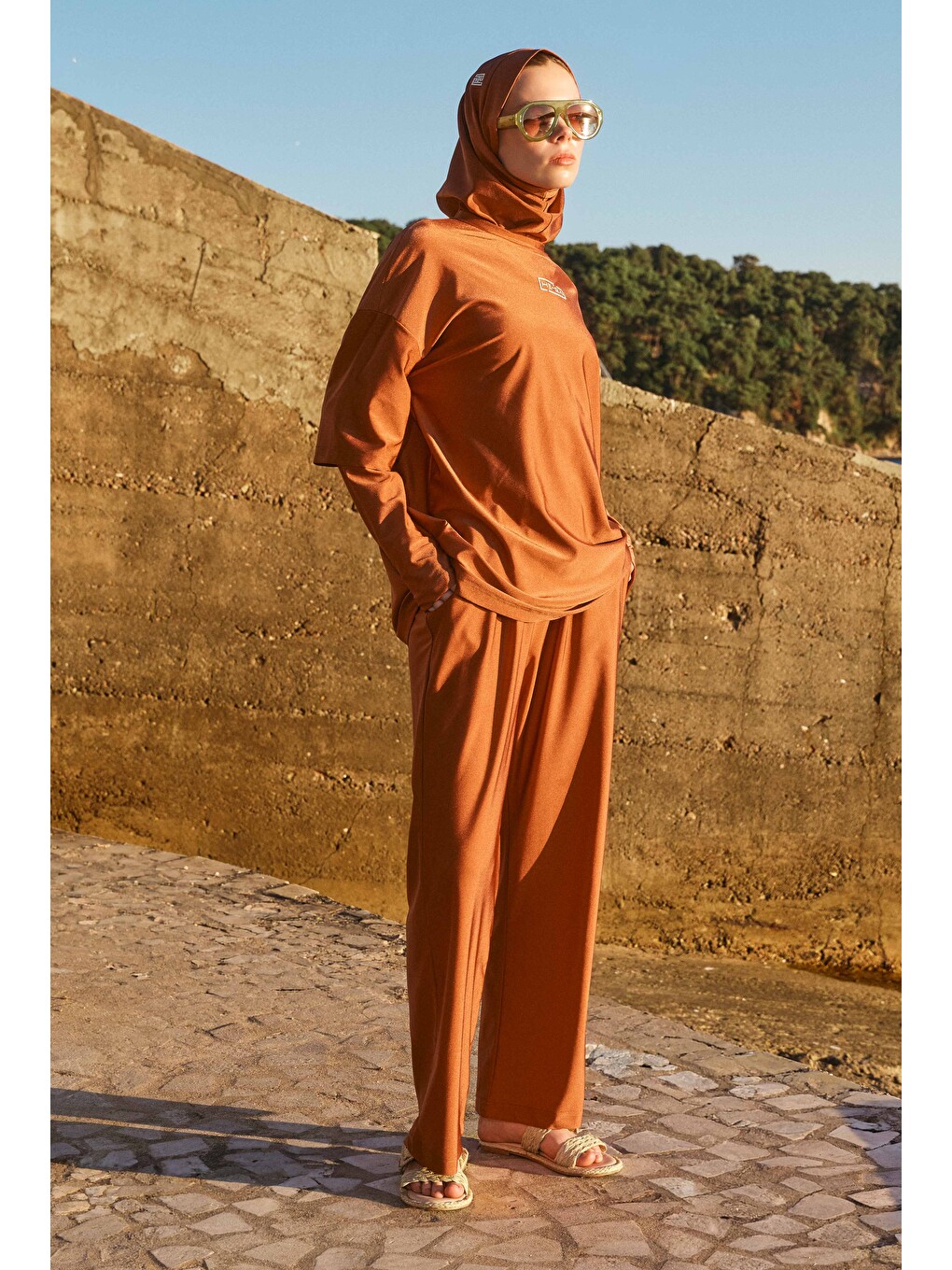 Kahverengi Spor Görünümlü Tesettür Mayo Takımı Kiremit-2