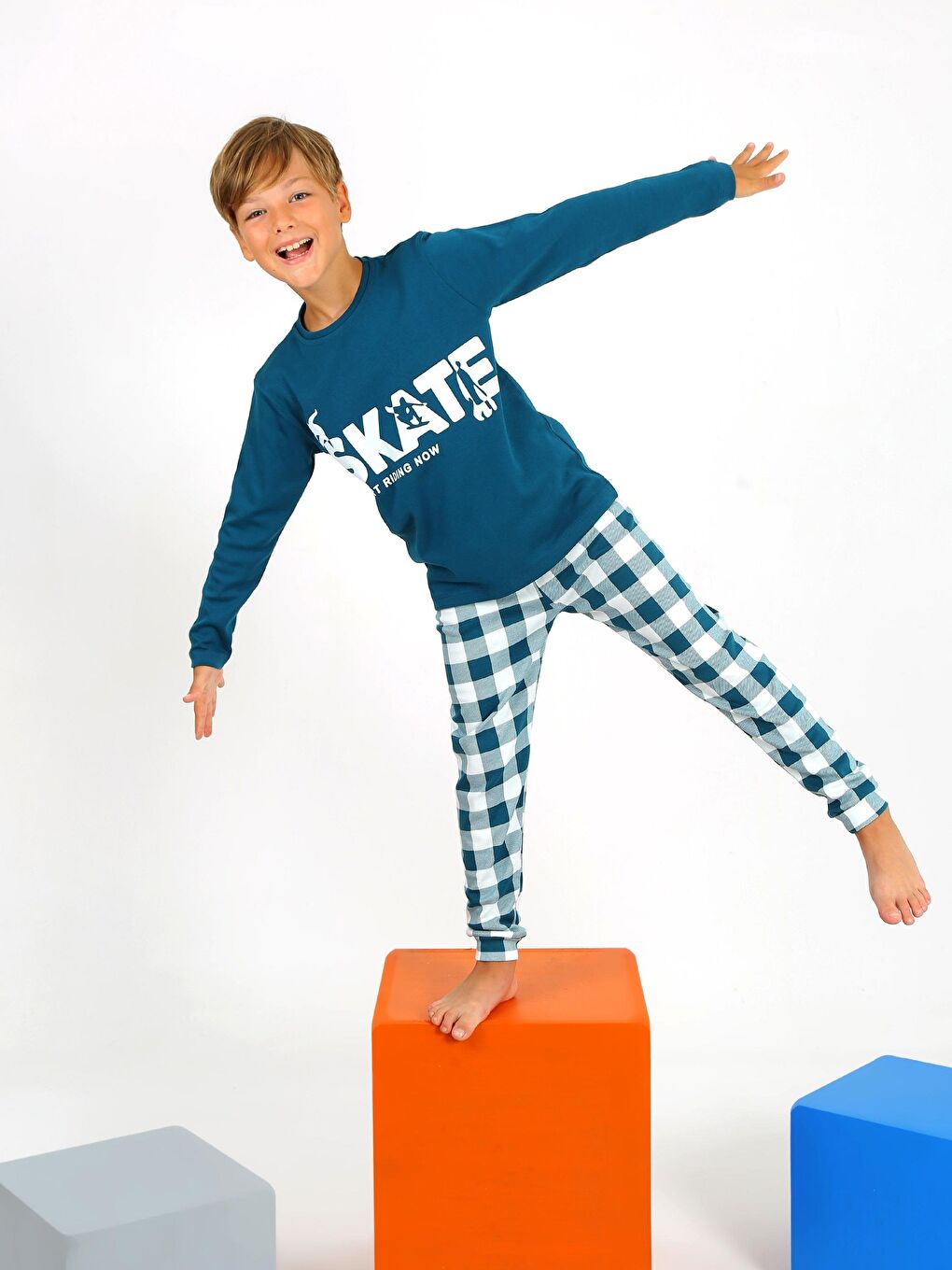 Petrol Erkek Çocuk Uzun Kollu %100 Pamuklu Pijama Takımı Star Skate