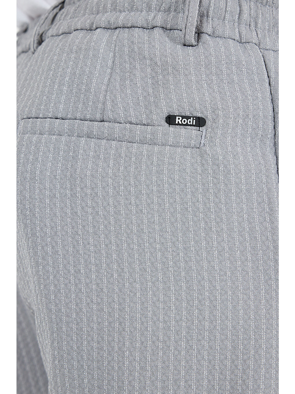 Gri Erkek Çizgili Cepli Yazlık Şort - Rahat Kalıp Spor ve Günlük Kullanıma Uygun Şort 2314-4