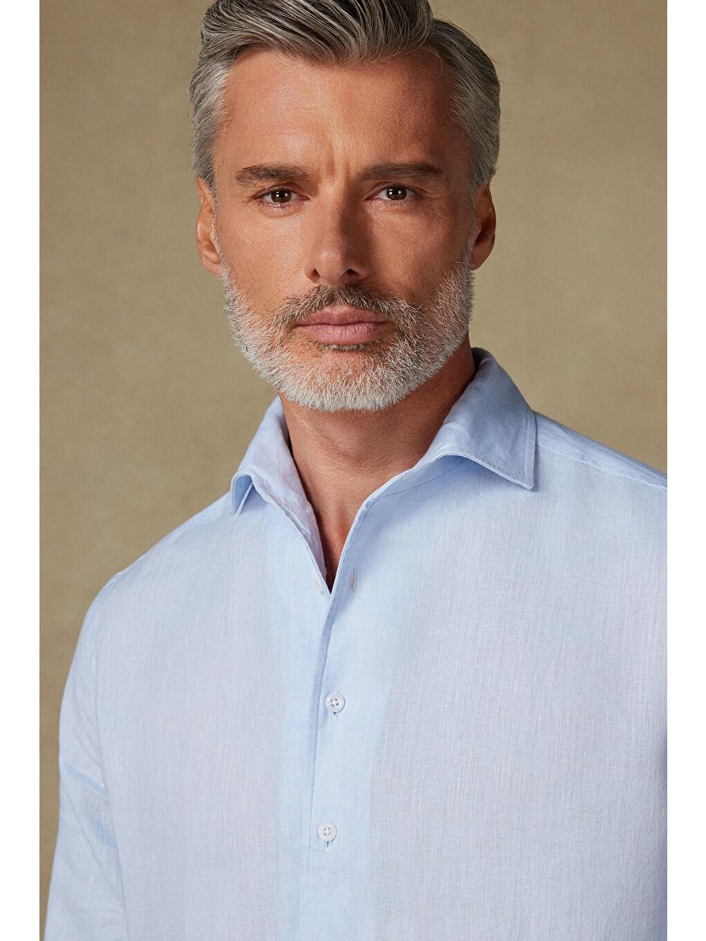 Bella Keten Comfort Fit Açık Mavi Mostra Yaka Erkek Düz Gömlek-3