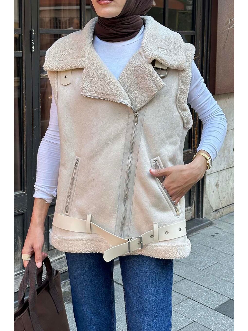 Kürk Detaylı Süet Yelek Bej-2