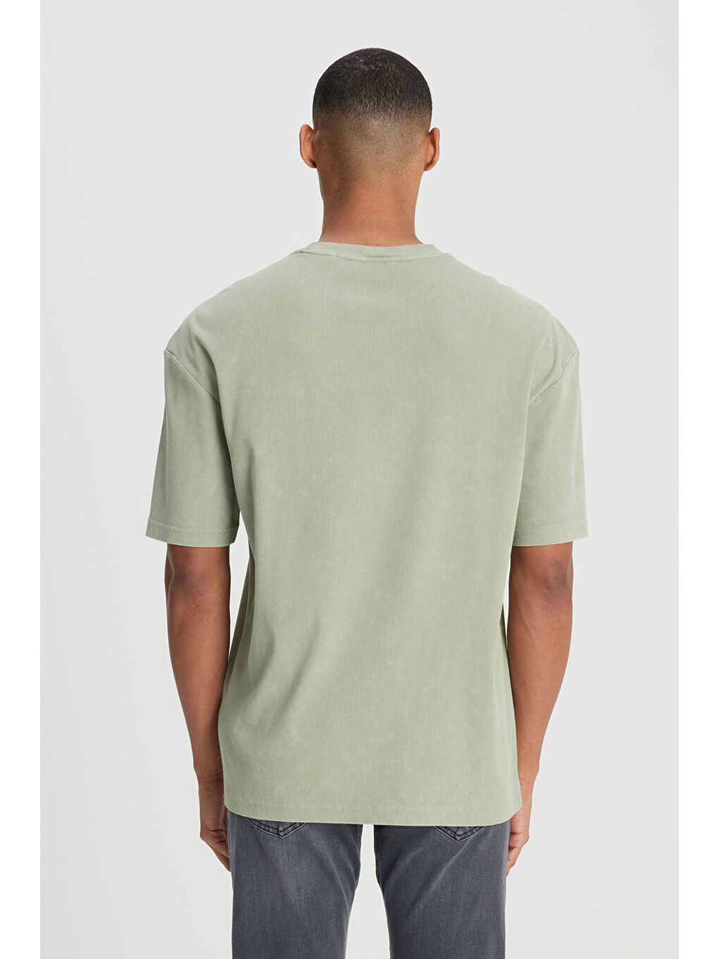 Loose Fit Rahat Kesim Bisiklet Yaka Mint Yeşili Tişört-3