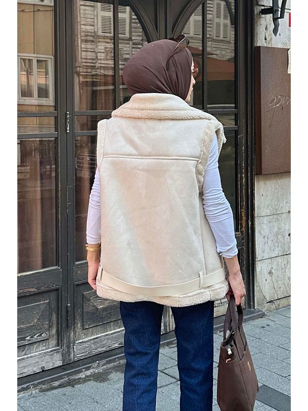 Kürk Detaylı Süet Yelek Bej-3