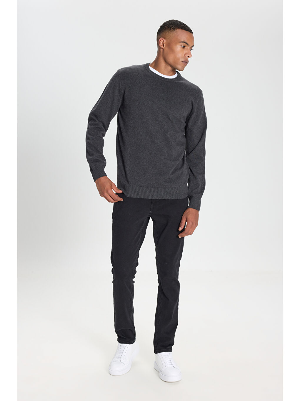 Erkek Antrasit-Melanj Pamuklu Standart Fit Normal Kesim Bisiklet Yaka Triko Kazak-3