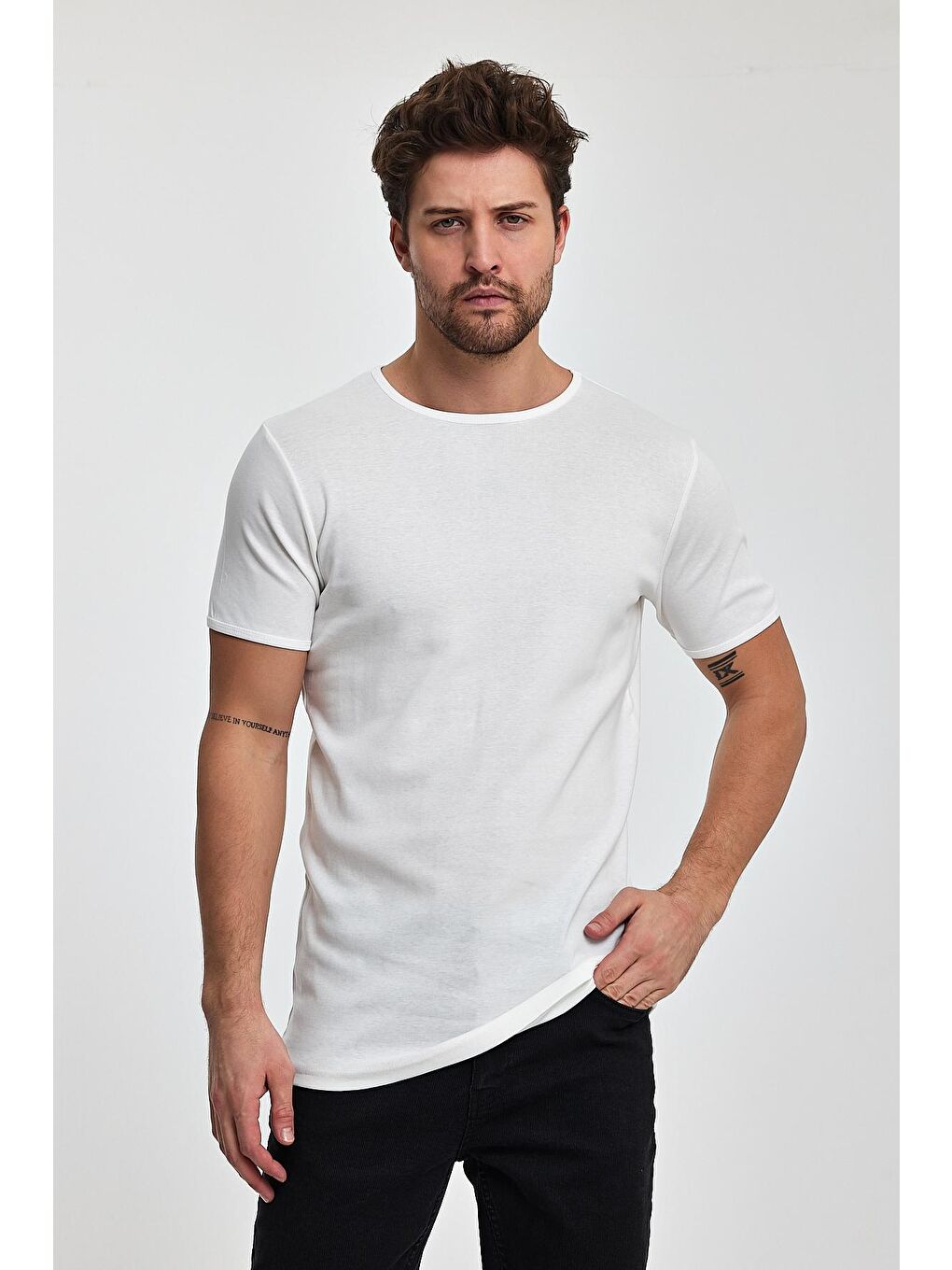 Beyaz Erkek Ribana Bisiklet Yaka Tişört