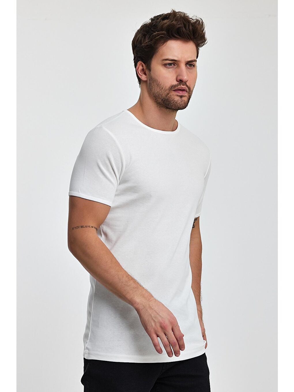 Beyaz Erkek Ribana Bisiklet Yaka Tişört-3