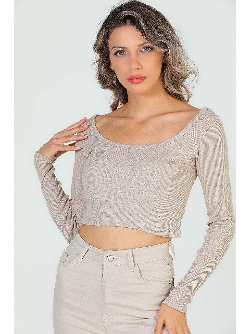 GÜLSELİ Bej Kadın Kare Yaka Kaşkorse Crop Body Bluz - 4