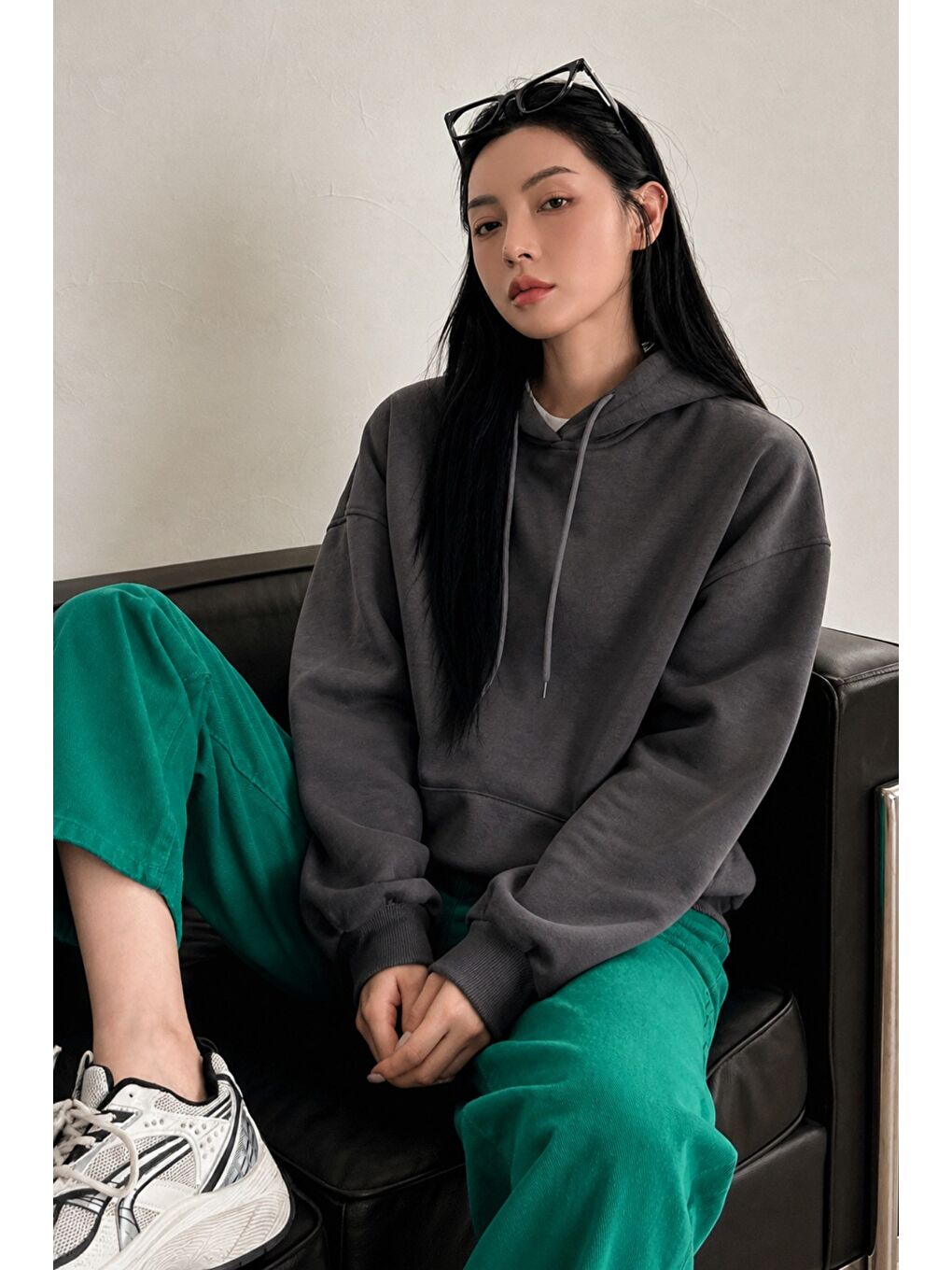 Antrasit Kadın Oversize Kapüşonlu Sweatshirt Rahat Kalıp Günlük Basic Hoodie-4