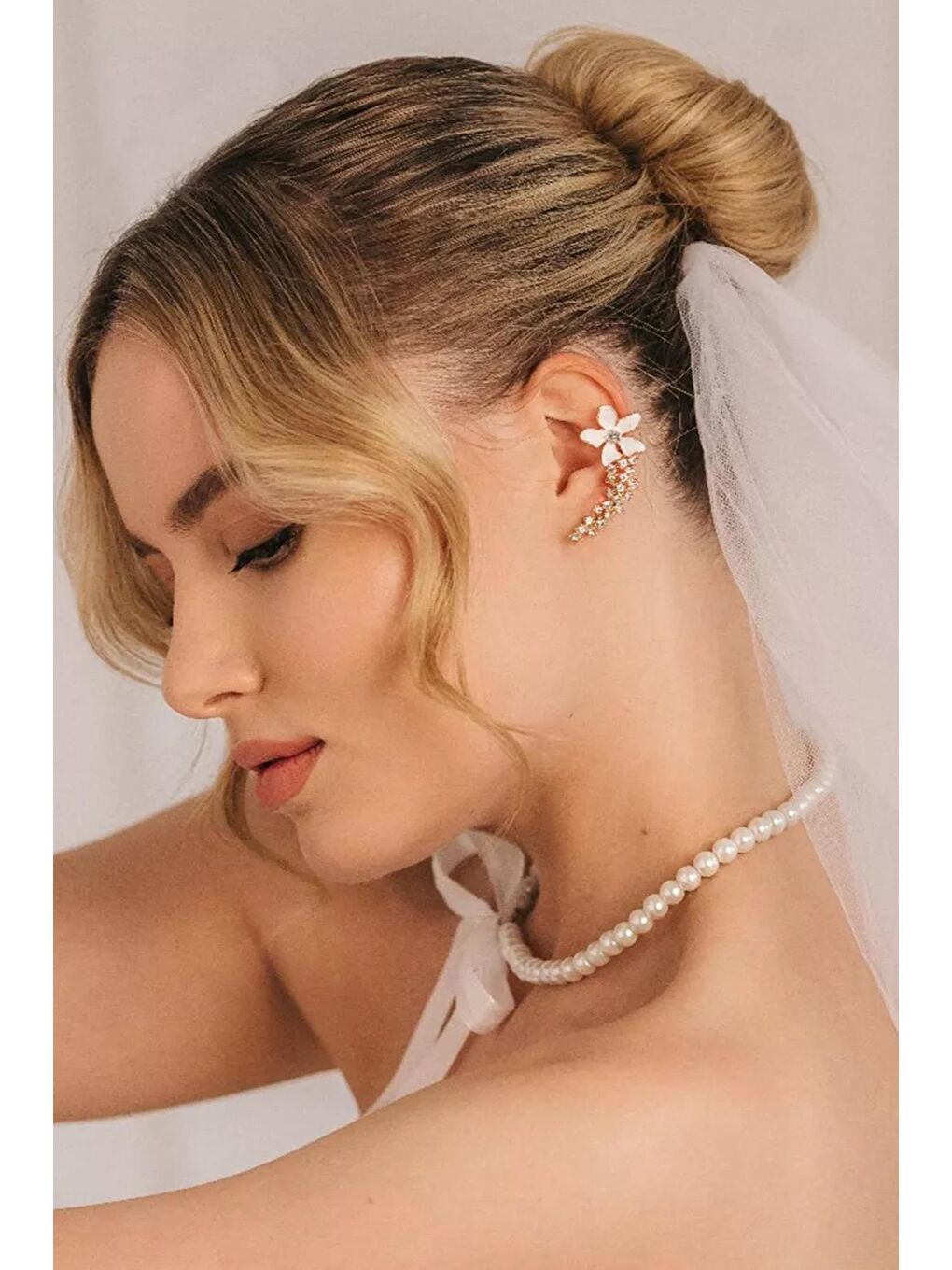 New Obsessions Sposa Kurdela Detaylı Beyaz Cam İnci Choker Gelin Kolyesi - 1
