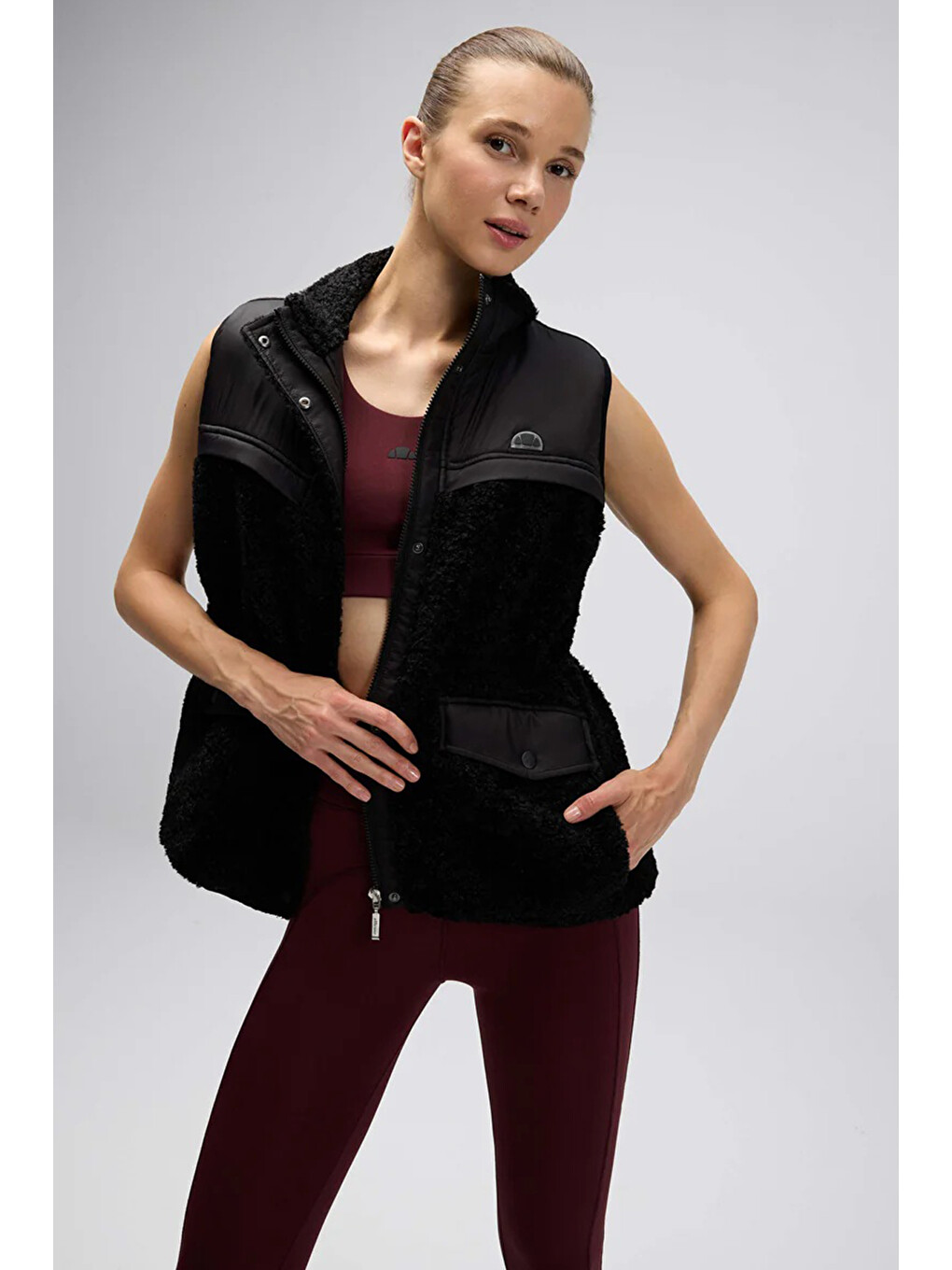 Siyah Logolu Regular Fit Dik Yaka Polar Yelek Kadın EF545-BK