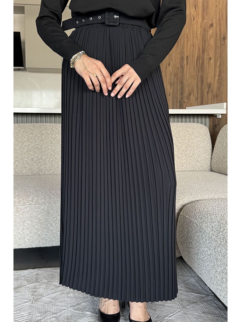 Siyah Kemerli Pileli Tesettür Etek (s,m,l,xl Uyumludur)-2