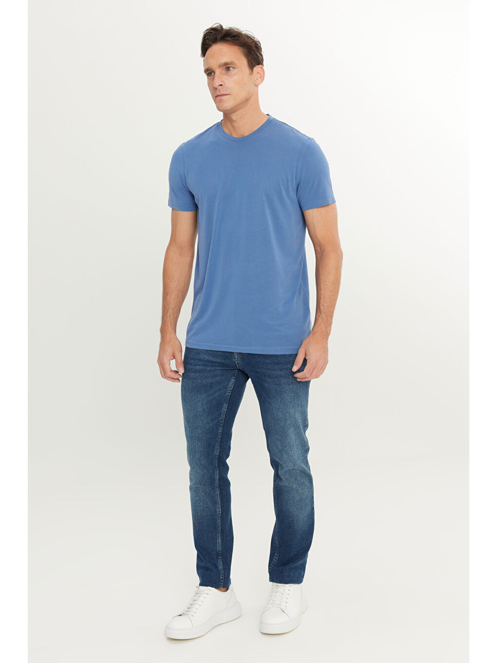 Erkek İndigo Yumuşak Dokulu Slim Fit Dar Kesim Bisiklet Yaka Tişört-1