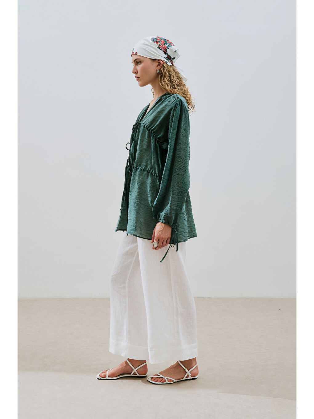 Büzgülü Bağlamalı Bluz Yeşil-3