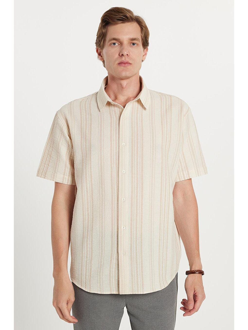 Karışık Erkek Relax Fit Rahat Kesim Kısa Kollu Çizgili Spor Yaka Gömlek-1