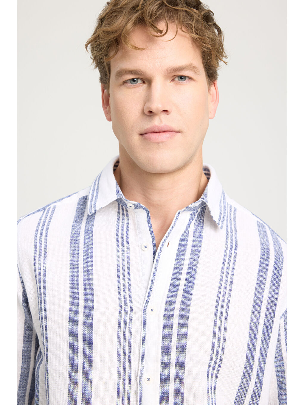 Relaxed Fit Geniş Kesim %100 Pamuk Lacivert Gömlek-3