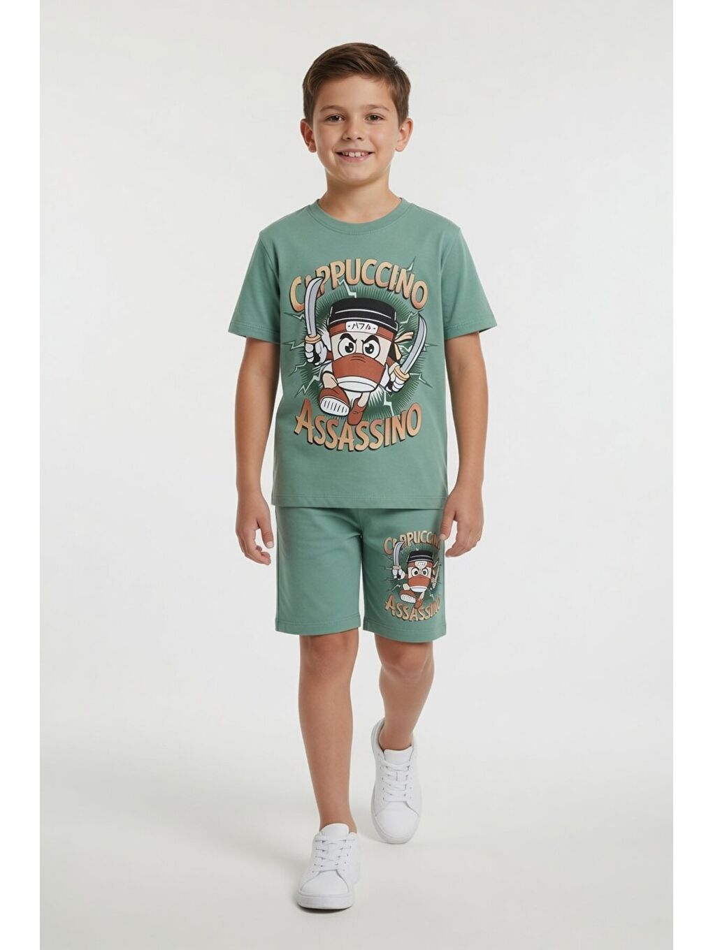 Yeşil Karakter Baskılı Bisiklet Yaka Tişörtlü Erkek Çocuk Şortlu Takım 23841-1