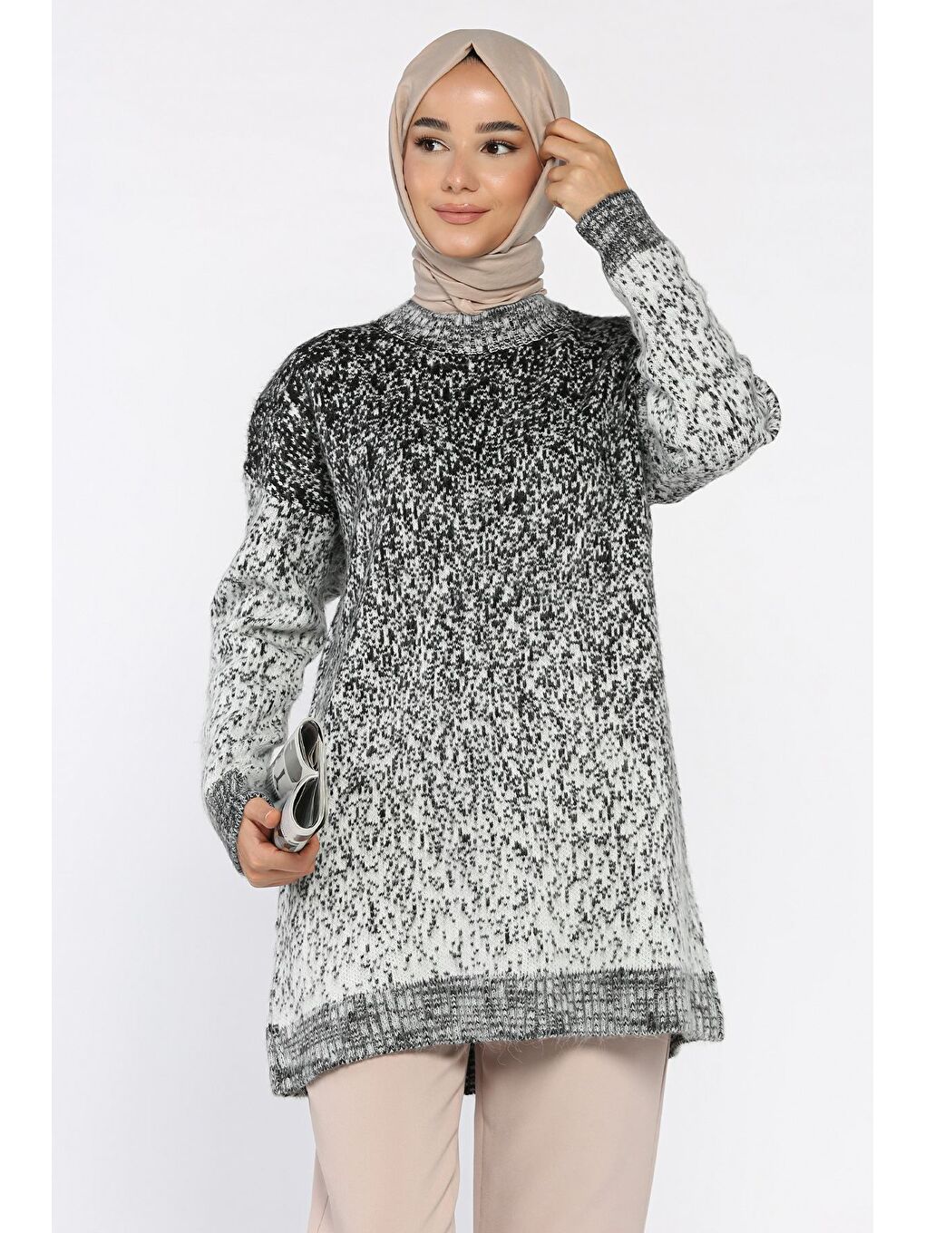 Siyah Bisiklet Yaka Çift Renkli Tesettür Triko Tunik (s-m-l-xl Beden Uyumludur.)-3