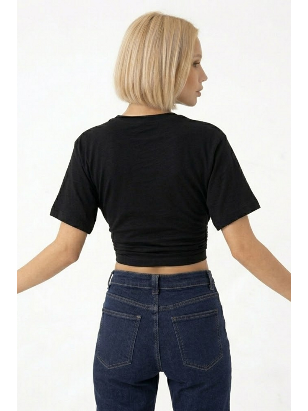 Kadın Fashion Slim Fit Siyah Crop Tişört-4