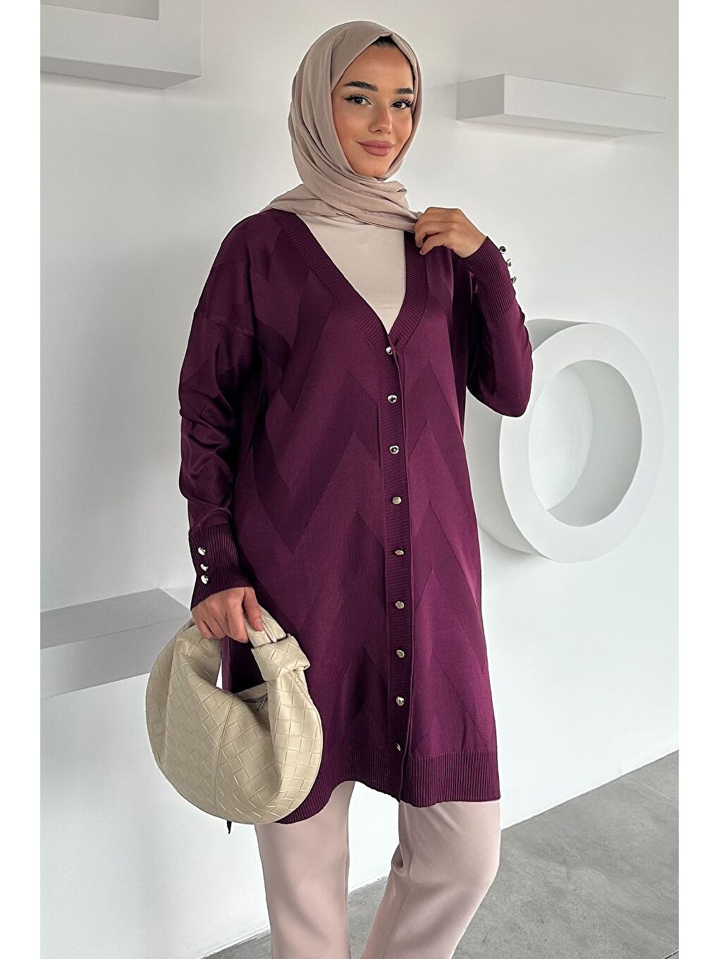 Mürdüm Ön Düğmeli Desenli Tesettür Triko Hırka (m-l-xl Uyumludur)-1