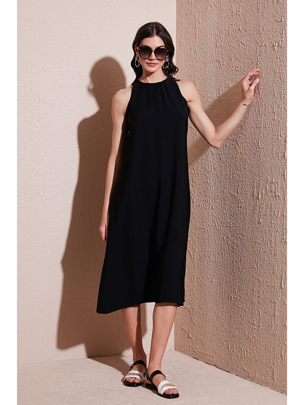 Lela Siyah Regular Fit Halter Yaka Midi Boy Kadın Elbise 67810049