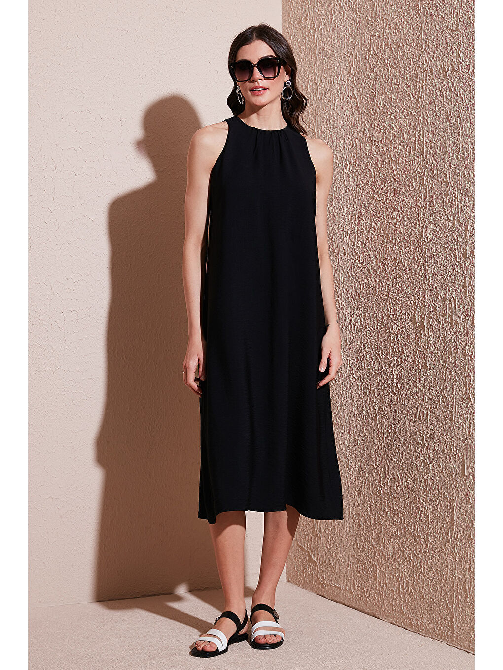 Lela Siyah Regular Fit Halter Yaka Midi Boy Kadın Elbise 67810049 - 1