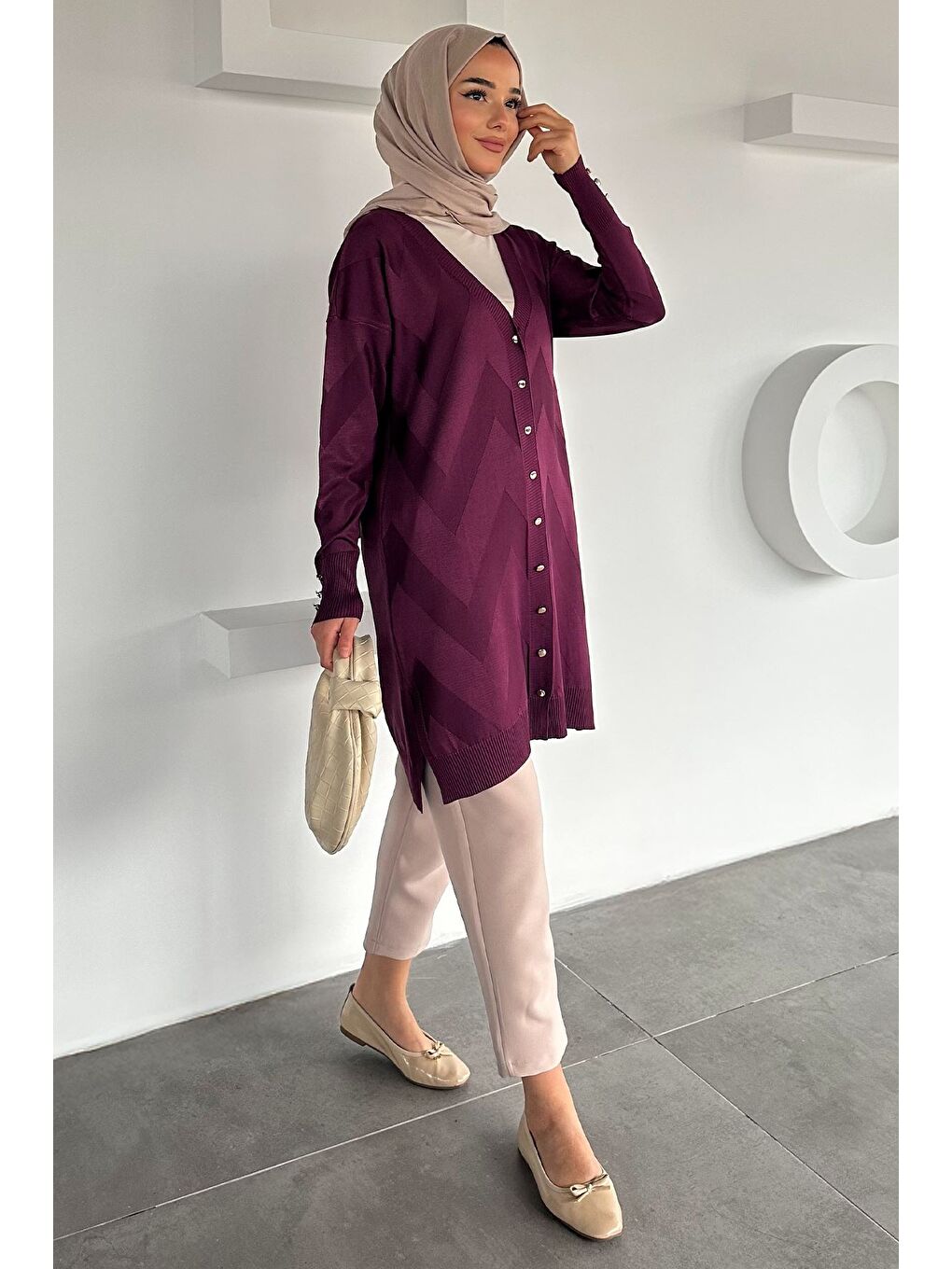 Mürdüm Ön Düğmeli Desenli Tesettür Triko Hırka (m-l-xl Uyumludur)-3