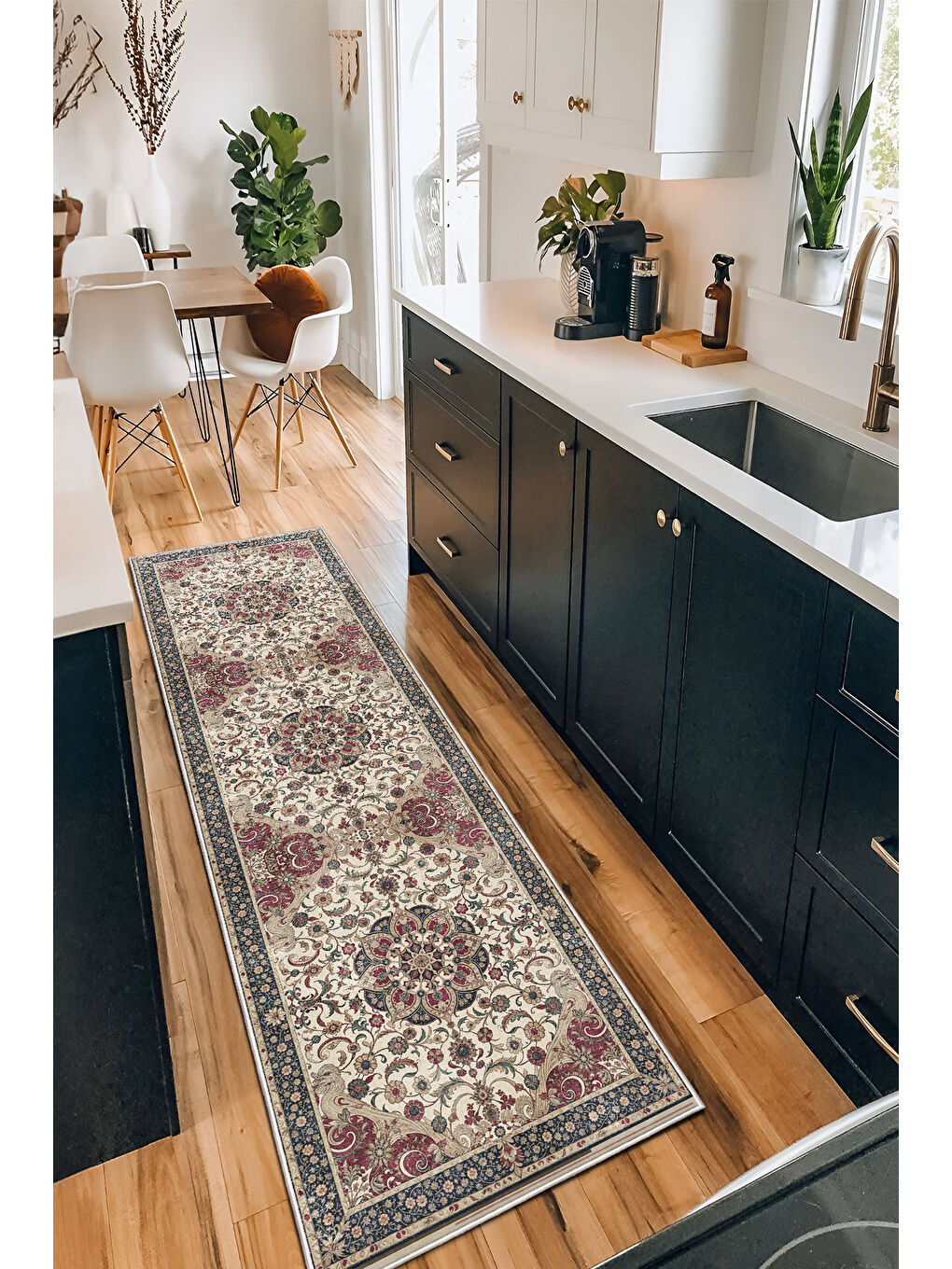 Bej Dekoratif Özel Tasarım Yıkanabilir İnce Kaymaz Tabanlı Modern Halı KECE FR17-4