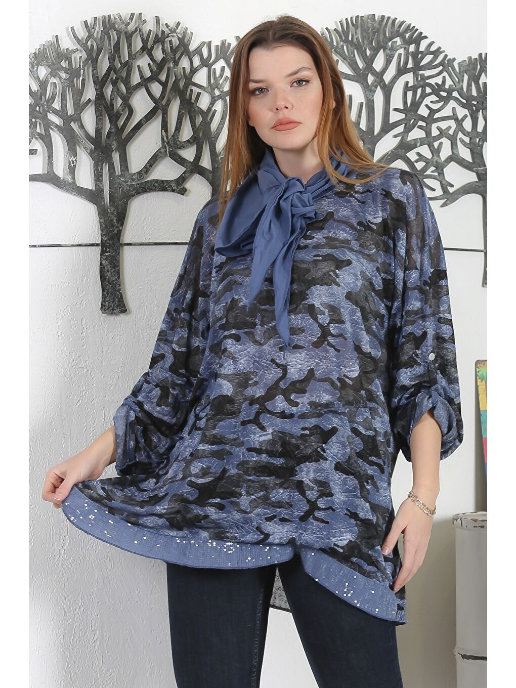 Turkuaz İtalyan Kamuflaj Toz Mavi Yuvarlak Yaka Düğmeli Uzun Kollu Pul Payetli Casual Fularlı Örme Bluz