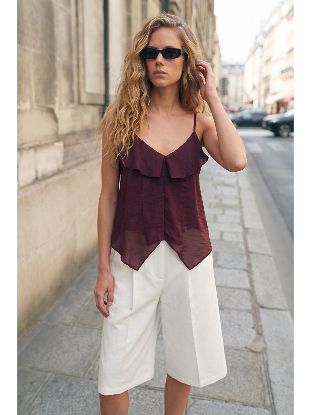 Fırfır Detaylı Askılı Bluz - Bordo-3